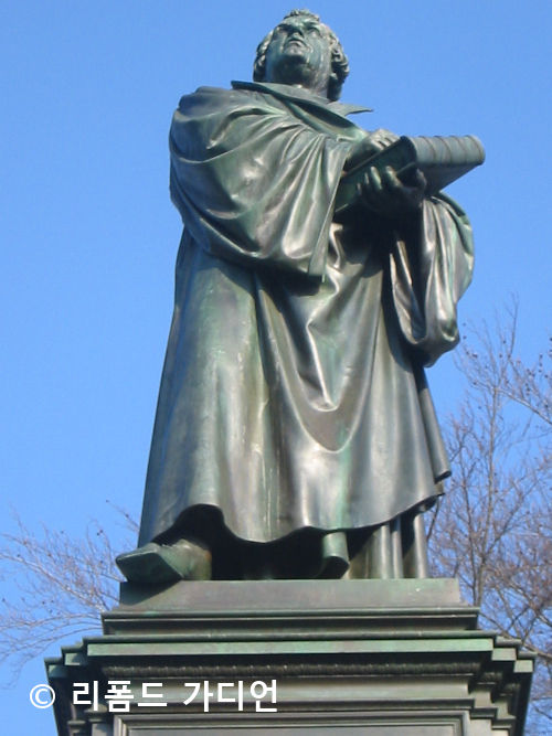statue_of_luther